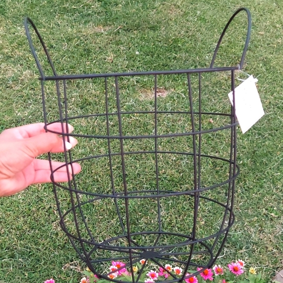 Wire storage Baskets - Picture 2 of 9